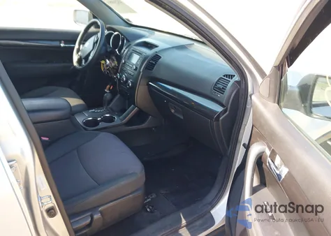 2013 Kia Sorento Lx z USA, uszkodzony, nr VIN 5XYKT3A64DG389634